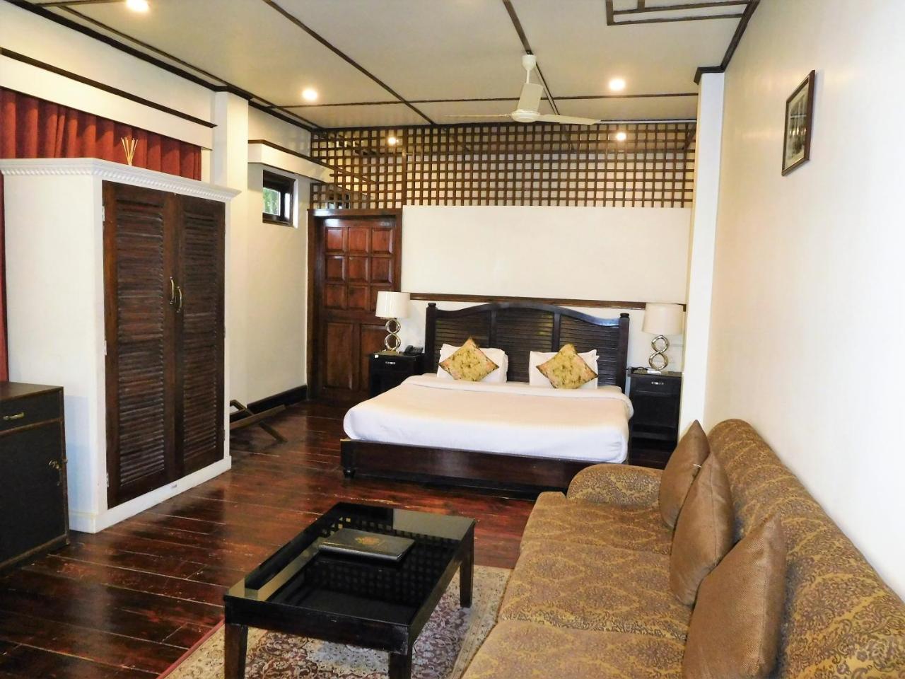 The Heritage Club - Tripura Castle Hotel And Spa Shillong Exterior foto